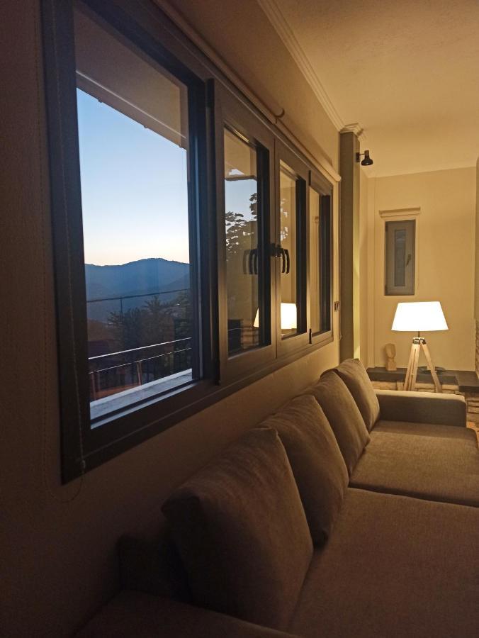 Elatos Boutique Mountainhouse Villa Karpenísion Dış mekan fotoğraf