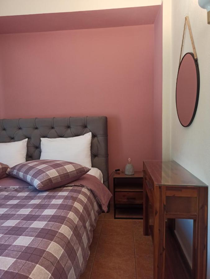 Elatos Boutique Mountainhouse Villa Karpenísion Dış mekan fotoğraf